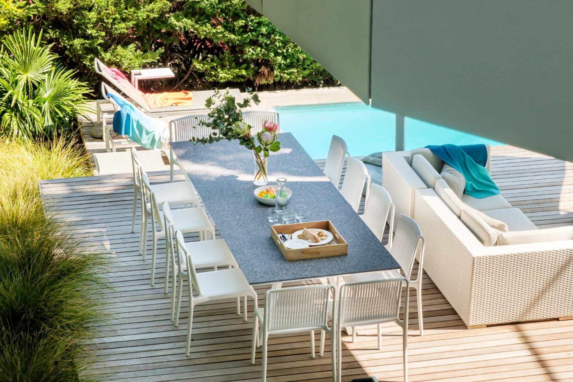 Extraordinary Family Retreat At Lobster Villa Cape Town