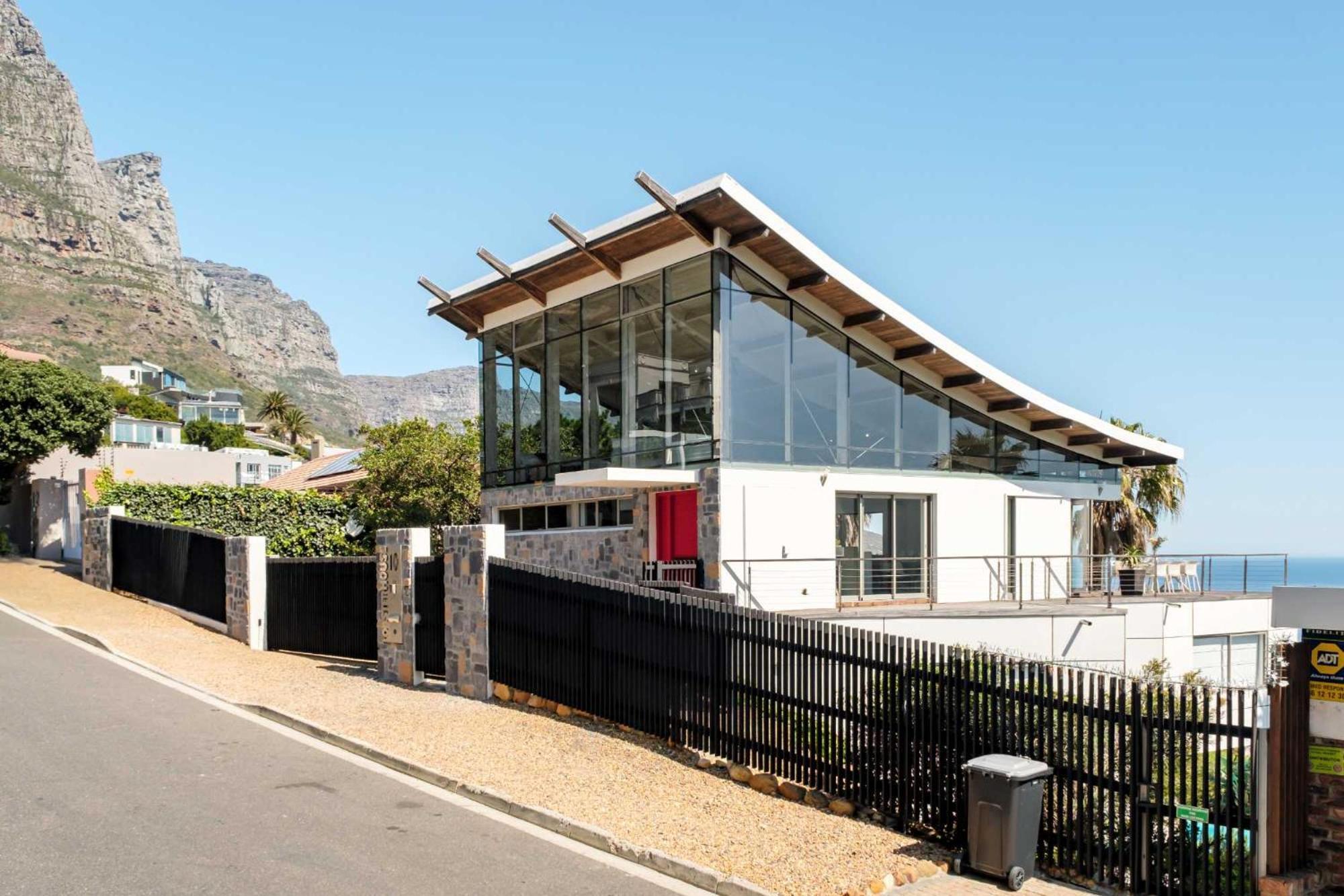 Extraordinary Family Retreat At Lobster *
