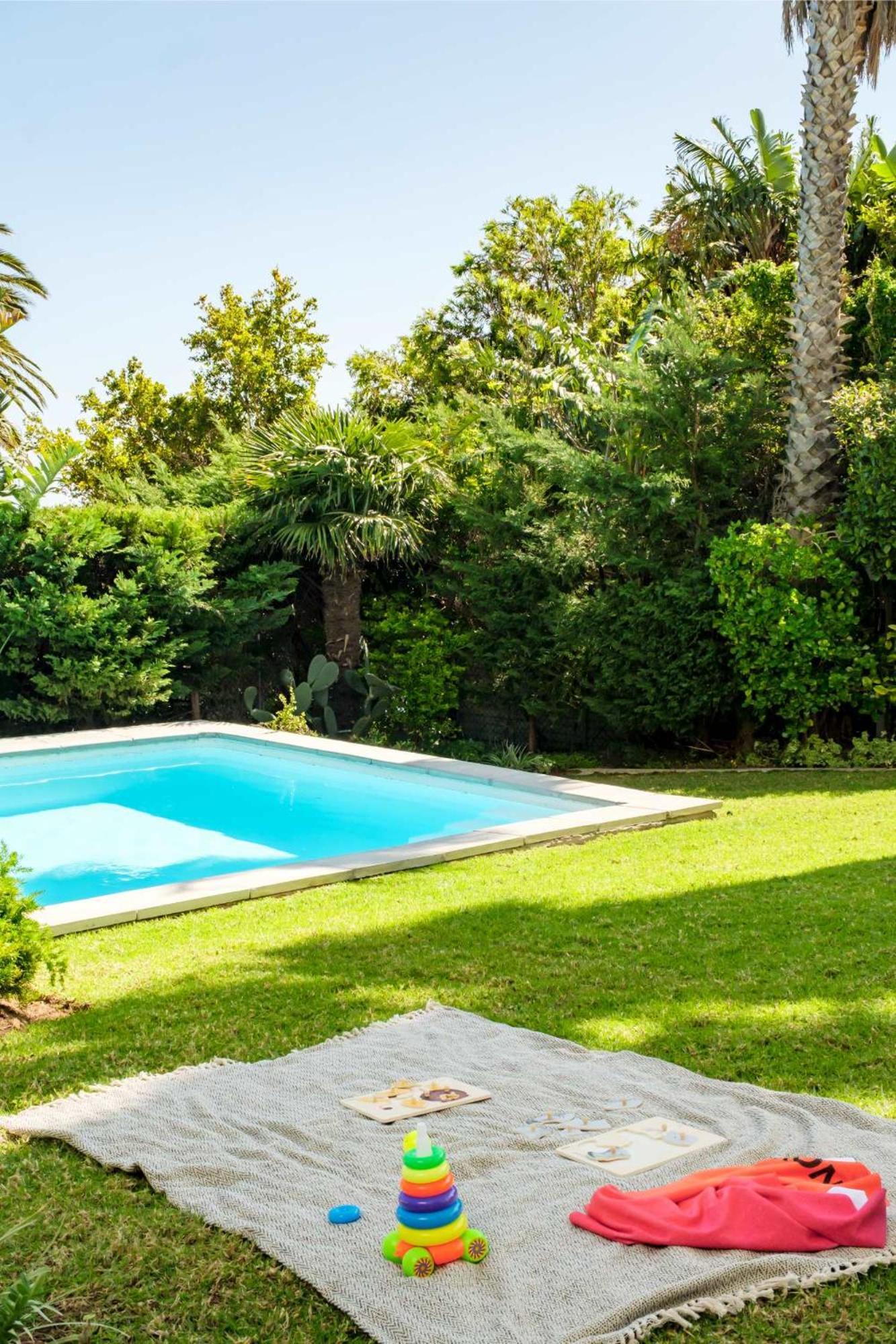 Extraordinary Family Retreat At Lobster Villa