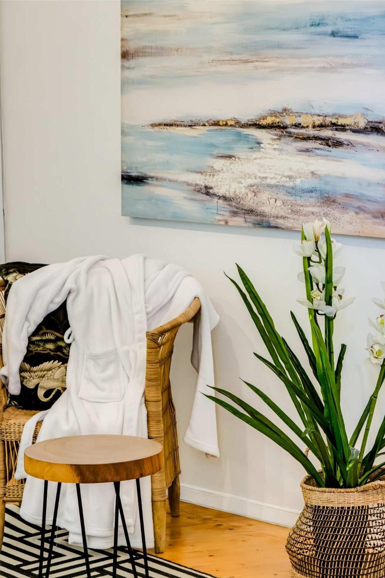 Extraordinary Family Retreat At Lobster Cape Town